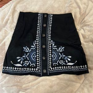 Mi Ami Embroidered Skirt